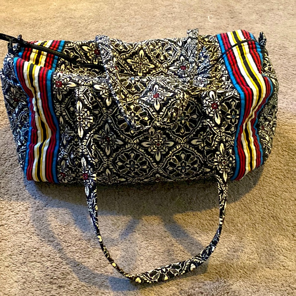 Vera Bradley large tote bag.